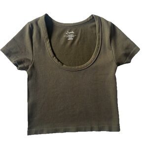 Justify Top Ribbed Short Sleeve Scoop Neck Crop Olive Green Womens M Casual EUC